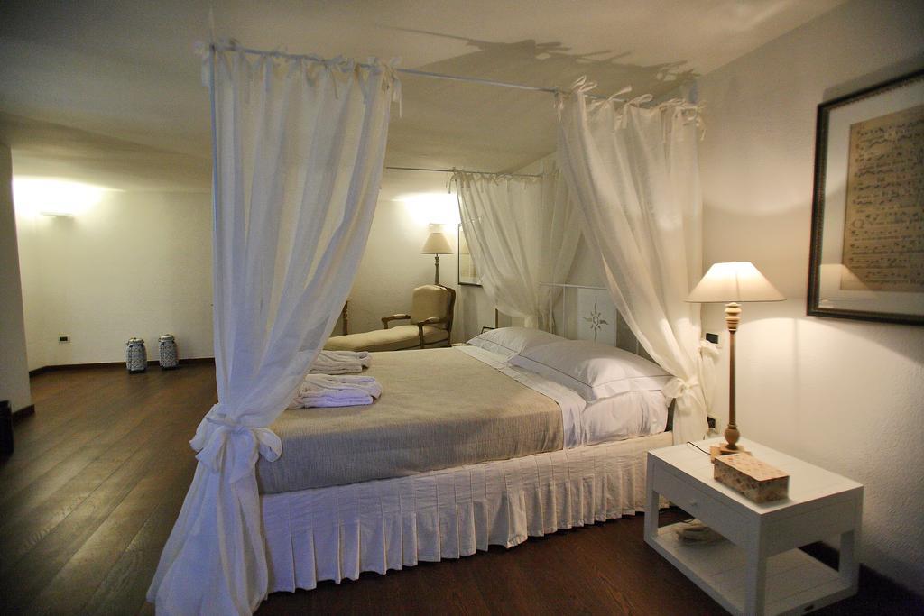 Don Totu - Dimora Storica Bed & Breakfast San Cassiano  Oda fotoğraf