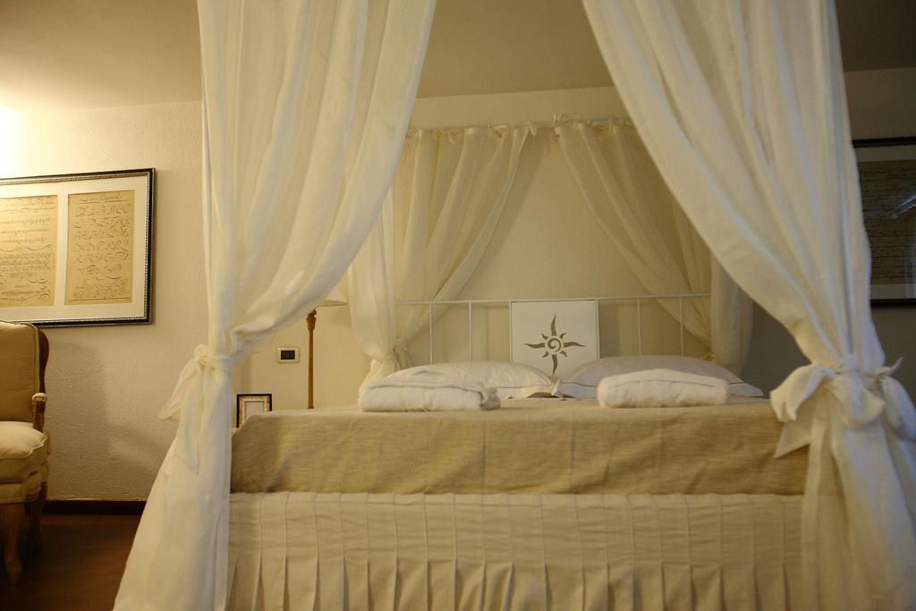 Don Totu - Dimora Storica Bed & Breakfast San Cassiano  Oda fotoğraf